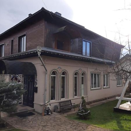 Садиба У Крайлюків Jaremče Exteriér fotografie