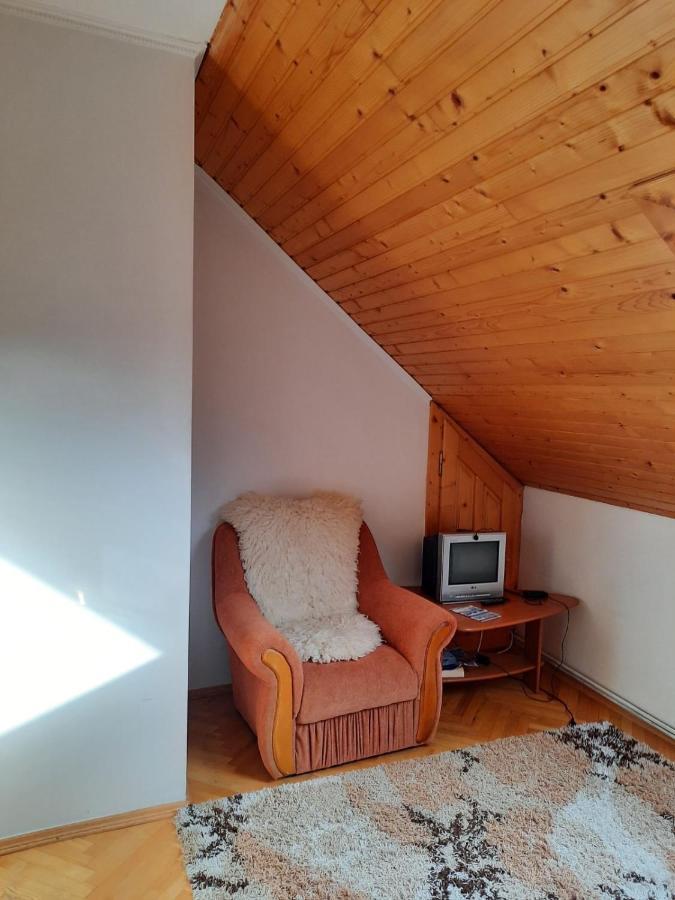 Садиба У Крайлюків Jaremče Exteriér fotografie